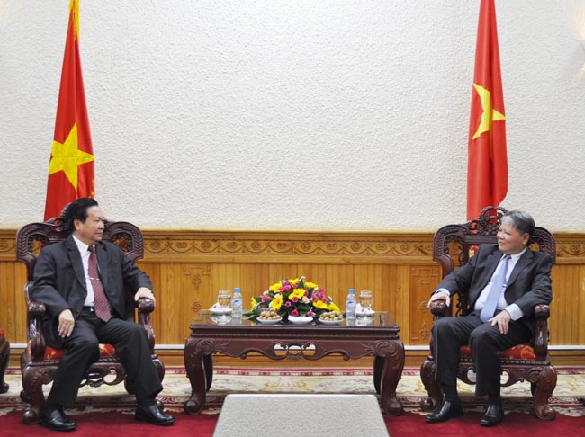 ຫວຽດນາມ - ລາວ ໃຫ້ບຸລິມາສິດໃນຂົງເຂດຮ່ວມມືບຳລຸງ ສ້າງພະນັກງານກົດໝາຍ